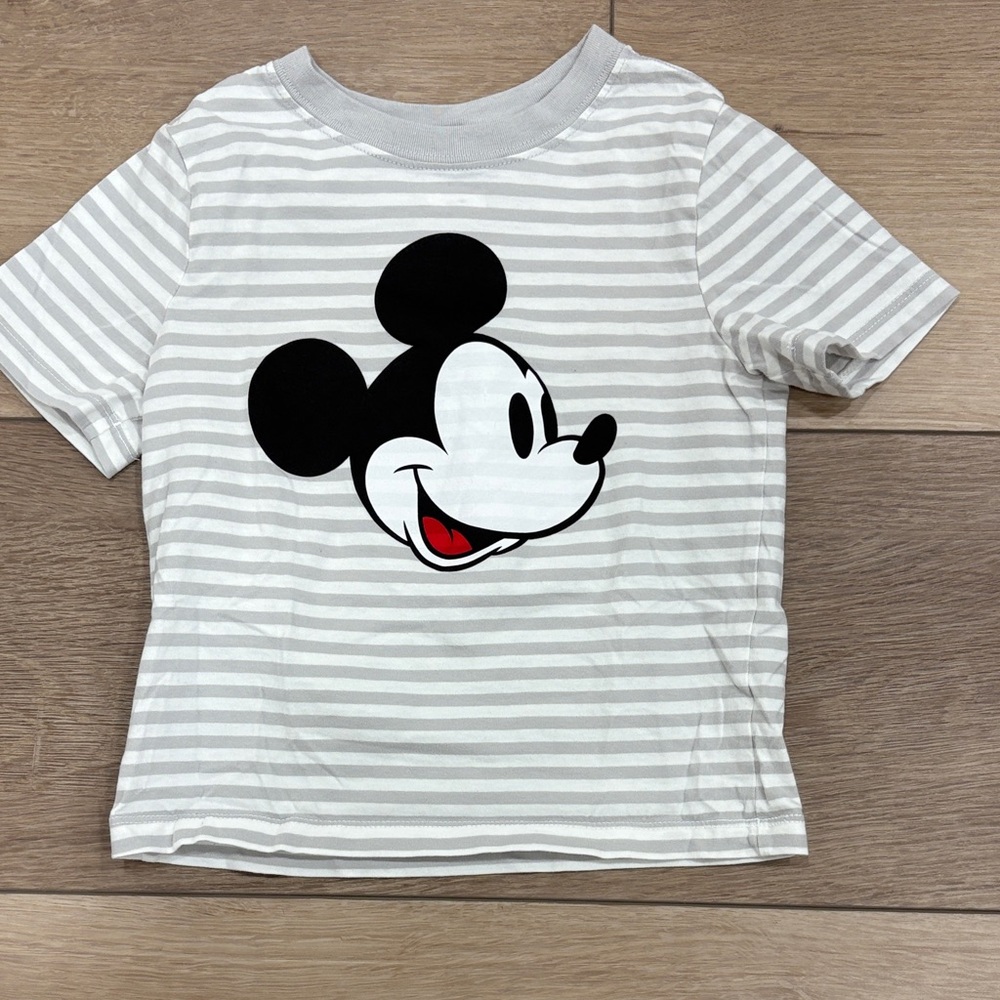 Hanna Andersson Tee